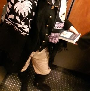 Meet your Posher, Hyancinth